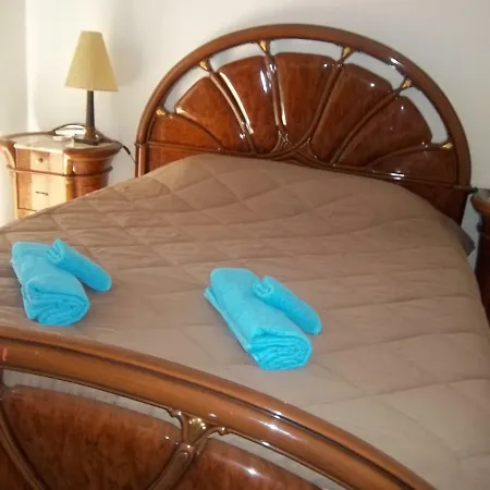 Lägenhet Modern City Centre Large 1 Bedroom Finikoudes Larnaca