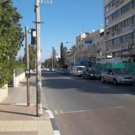 شقة Modern City Centre Large 1 Bedroom Finikoudes لارنكا